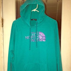 Women’s Northface Hoodie 2xl